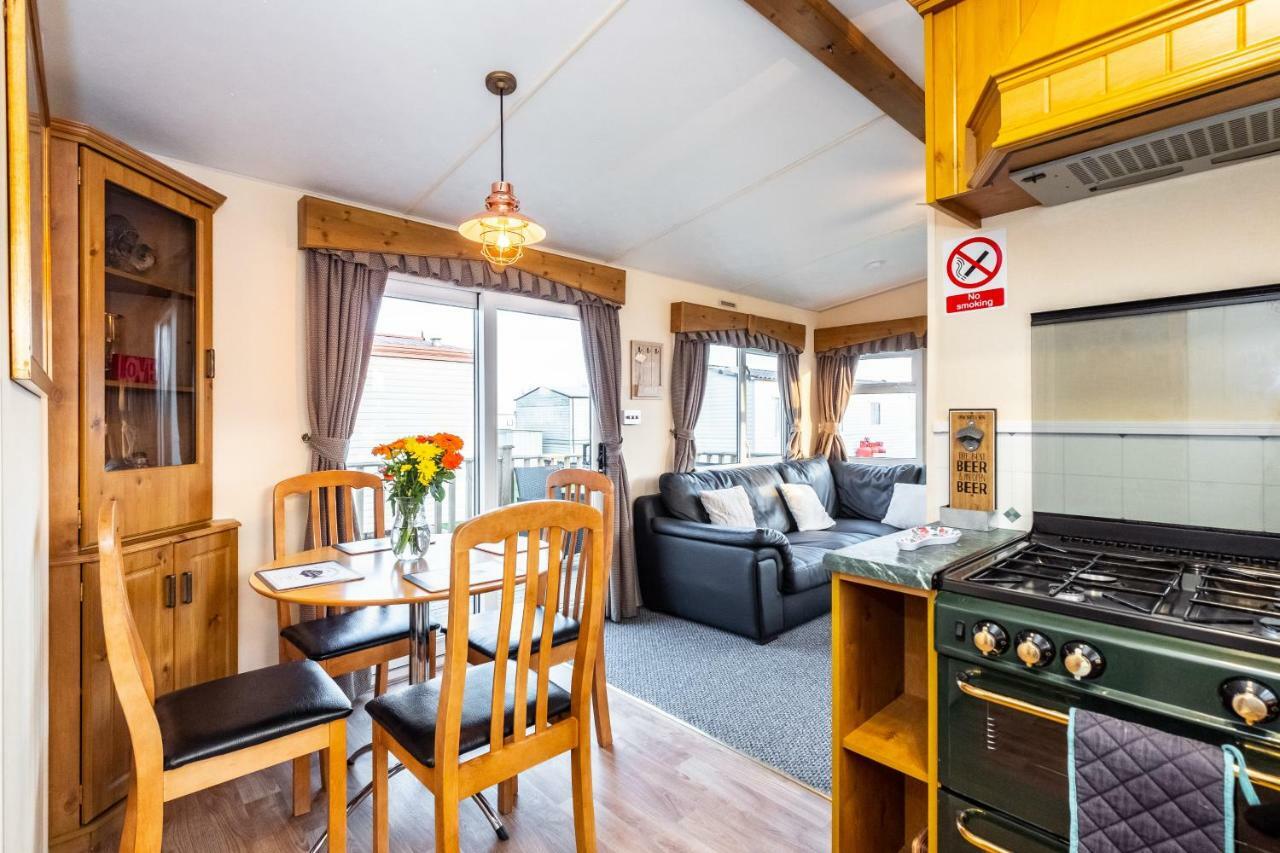 Caravan Beach Holiday Hotel Saint Osyth Eksteriør billede