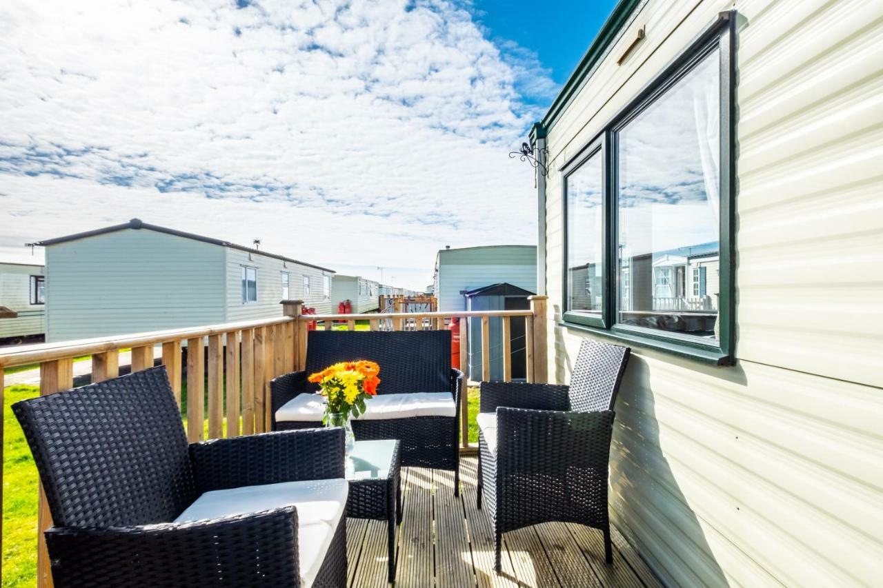 Caravan Beach Holiday Hotel Saint Osyth Eksteriør billede